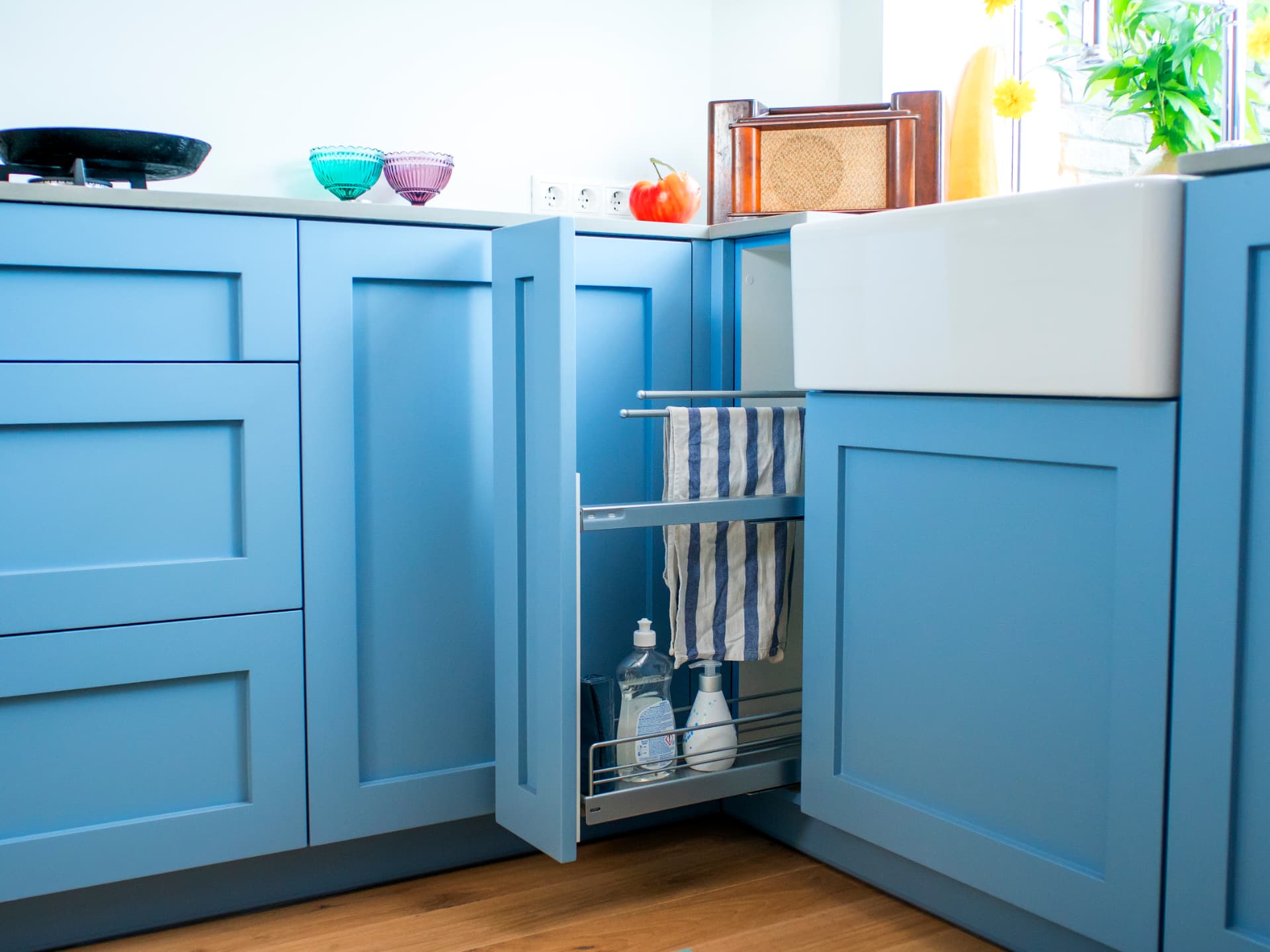 LUTHER-style kitchen view